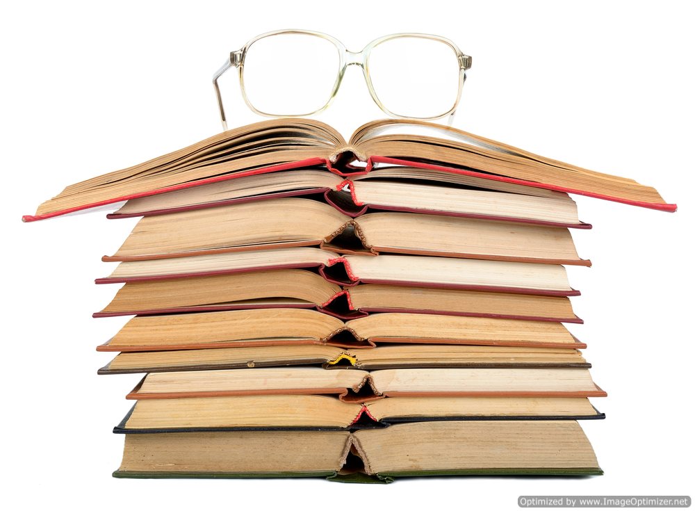    7 Books on Advertising For Legal Marketing Professionals